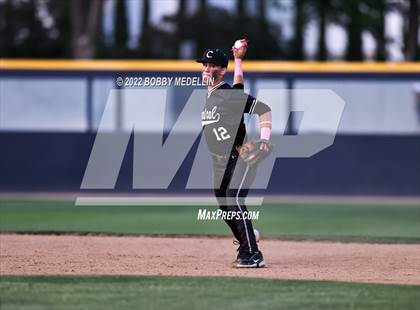 Thumbnail 1 in Central vs. Clovis East (CIF Central Section DII Championships) photogallery.