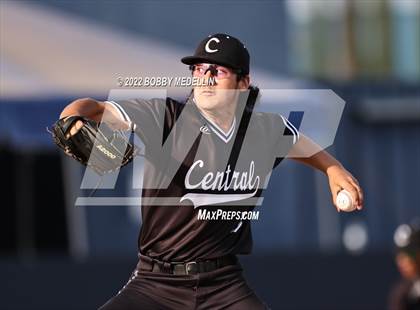 Thumbnail 1 in Central vs. Clovis East (CIF Central Section DII Championships) photogallery.