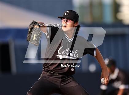 Thumbnail 3 in Central vs. Clovis East (CIF Central Section DII Championships) photogallery.