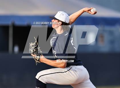 Thumbnail 2 in Central vs. Clovis East (CIF Central Section DII Championships) photogallery.