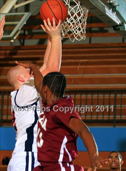 Thumbnail 1 in South-Doyle vs Alcoa (Kroger Thanksgiving Classic) photogallery.