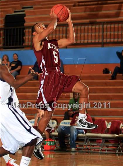 Thumbnail 2 in South-Doyle vs Alcoa (Kroger Thanksgiving Classic) photogallery.