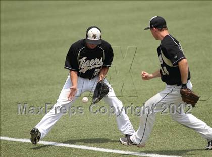 Thumbnail 3 in Goddard vs. Blue Valley (KSHSAA 5A State Tournament) photogallery.