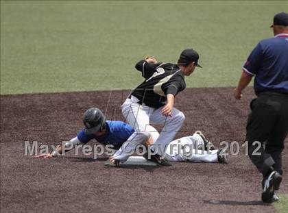 Thumbnail 2 in Goddard vs. Blue Valley (KSHSAA 5A State Tournament) photogallery.