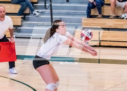 Thumbnail 3 in CCS Div1 Girls Volleyball Championship (Los Gatos vs. Carlmont) photogallery.