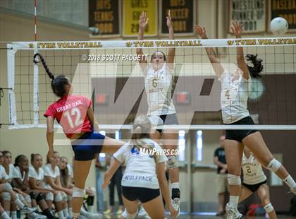 Thumbnail 1 in JV: Great Oak @ Temecula Valley photogallery.