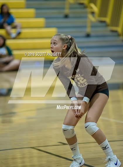 Thumbnail 3 in Great Oak @ Temecula Valley photogallery.