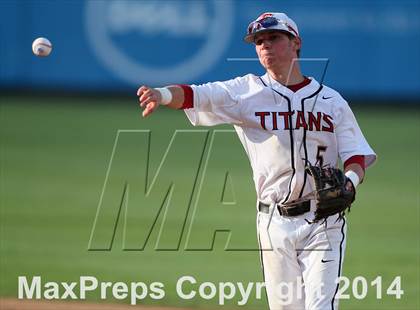 Thumbnail 2 in Victoria East vs. Aledo (UIL 4A Final) photogallery.