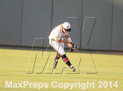 Thumbnail 1 in Victoria East vs. Aledo (UIL 4A Final) photogallery.