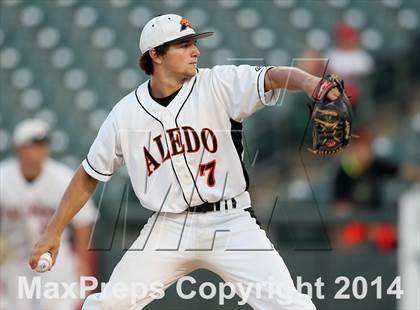 Thumbnail 1 in Victoria East vs. Aledo (UIL 4A Final) photogallery.