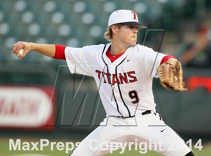 Thumbnail 2 in Victoria East vs. Aledo (UIL 4A Final) photogallery.