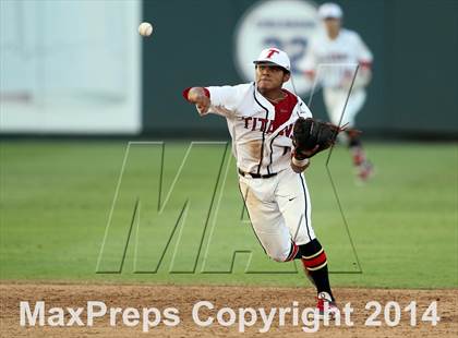Thumbnail 2 in Victoria East vs. Aledo (UIL 4A Final) photogallery.