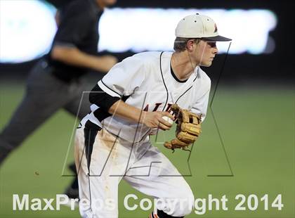 Thumbnail 1 in Victoria East vs. Aledo (UIL 4A Final) photogallery.