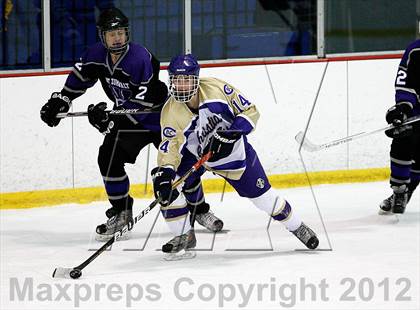 Thumbnail 3 in Fort Zumwalt West vs. Christian Brothers photogallery.