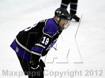 Thumbnail 3 in Fort Zumwalt West vs. Christian Brothers photogallery.