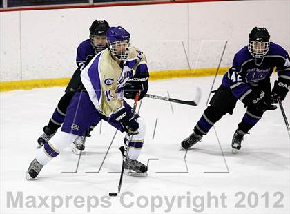 Thumbnail 1 in Fort Zumwalt West vs. Christian Brothers photogallery.