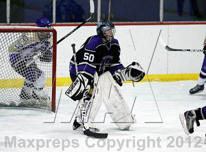 Thumbnail 2 in Fort Zumwalt West vs. Christian Brothers photogallery.