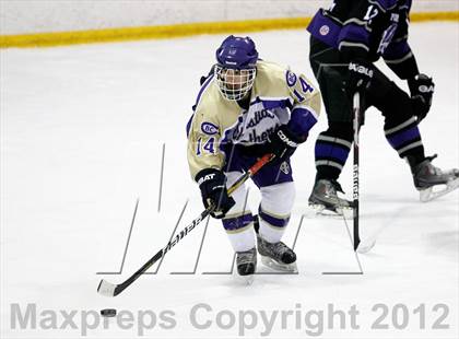 Thumbnail 3 in Fort Zumwalt West vs. Christian Brothers photogallery.