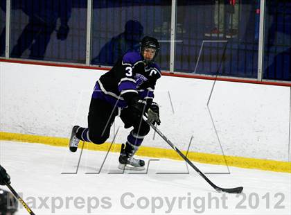 Thumbnail 2 in Fort Zumwalt West vs. Christian Brothers photogallery.