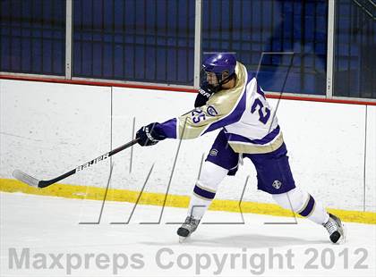 Thumbnail 1 in Fort Zumwalt West vs. Christian Brothers photogallery.