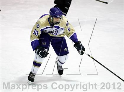 Thumbnail 1 in Fort Zumwalt West vs. Christian Brothers photogallery.
