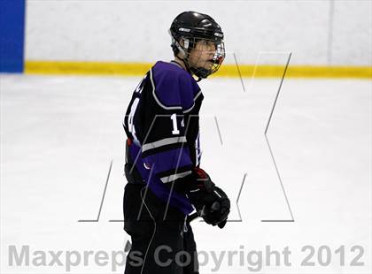 Thumbnail 3 in Fort Zumwalt West vs. Christian Brothers photogallery.