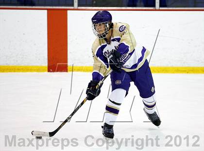 Thumbnail 1 in Fort Zumwalt West vs. Christian Brothers photogallery.