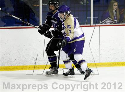 Thumbnail 1 in Fort Zumwalt West vs. Christian Brothers photogallery.