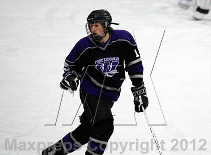 Thumbnail 3 in Fort Zumwalt West vs. Christian Brothers photogallery.