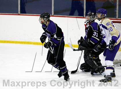 Thumbnail 1 in Fort Zumwalt West vs. Christian Brothers photogallery.