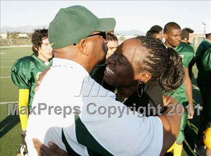 Thumbnail 1 in Community Harvest vs. Animo Robinson (LACS 8 Man Final) photogallery.