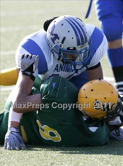 Thumbnail 2 in Community Harvest vs. Animo Robinson (LACS 8 Man Final) photogallery.