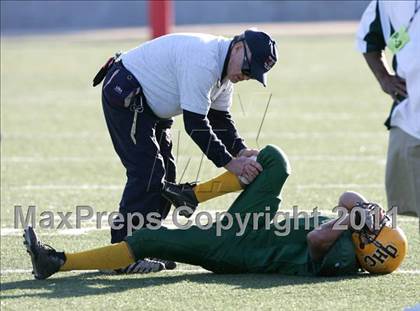 Thumbnail 1 in Community Harvest vs. Animo Robinson (LACS 8 Man Final) photogallery.