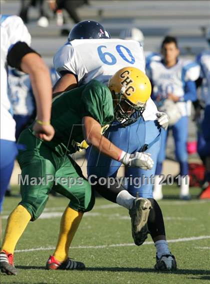 Thumbnail 3 in Community Harvest vs. Animo Robinson (LACS 8 Man Final) photogallery.