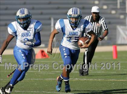 Thumbnail 3 in Community Harvest vs. Animo Robinson (LACS 8 Man Final) photogallery.