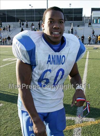 Thumbnail 3 in Community Harvest vs. Animo Robinson (LACS 8 Man Final) photogallery.