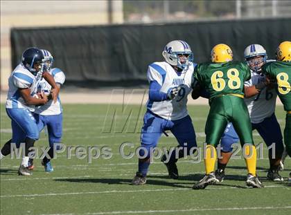 Thumbnail 2 in Community Harvest vs. Animo Robinson (LACS 8 Man Final) photogallery.