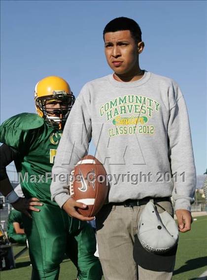 Thumbnail 1 in Community Harvest vs. Animo Robinson (LACS 8 Man Final) photogallery.