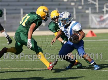 Thumbnail 3 in Community Harvest vs. Animo Robinson (LACS 8 Man Final) photogallery.