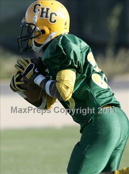 Thumbnail 2 in Community Harvest vs. Animo Robinson (LACS 8 Man Final) photogallery.