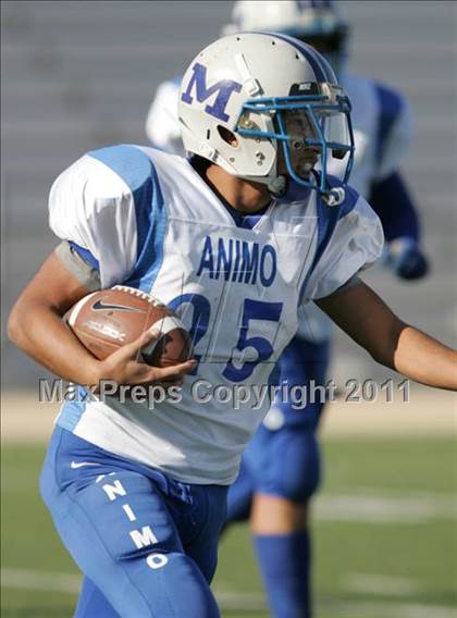 Thumbnail 3 in Community Harvest vs. Animo Robinson (LACS 8 Man Final) photogallery.