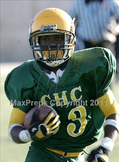 Thumbnail 2 in Community Harvest vs. Animo Robinson (LACS 8 Man Final) photogallery.