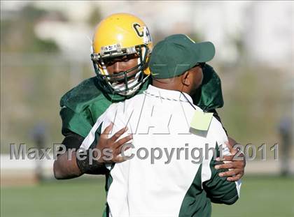 Thumbnail 2 in Community Harvest vs. Animo Robinson (LACS 8 Man Final) photogallery.