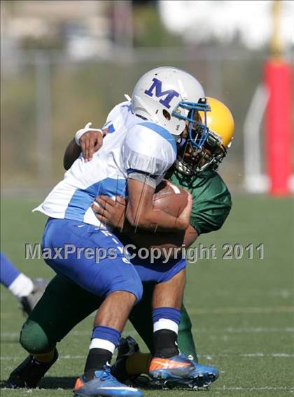 Thumbnail 3 in Community Harvest vs. Animo Robinson (LACS 8 Man Final) photogallery.