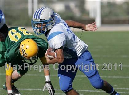 Thumbnail 2 in Community Harvest vs. Animo Robinson (LACS 8 Man Final) photogallery.