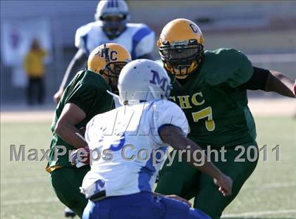 Thumbnail 3 in Community Harvest vs. Animo Robinson (LACS 8 Man Final) photogallery.