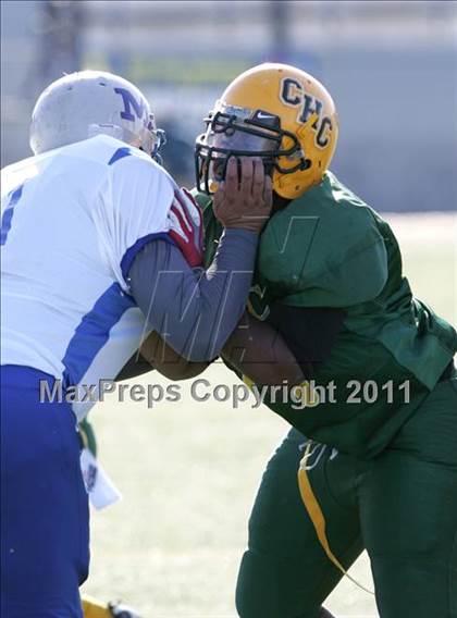 Thumbnail 1 in Community Harvest vs. Animo Robinson (LACS 8 Man Final) photogallery.