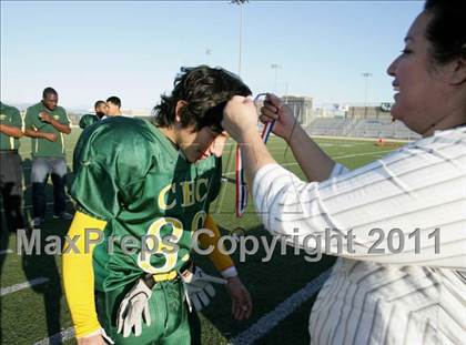 Thumbnail 2 in Community Harvest vs. Animo Robinson (LACS 8 Man Final) photogallery.