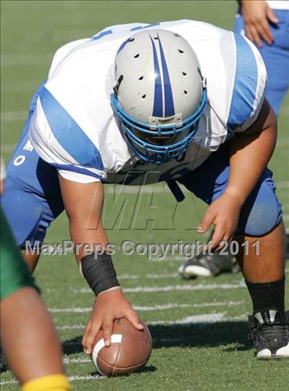 Thumbnail 3 in Community Harvest vs. Animo Robinson (LACS 8 Man Final) photogallery.