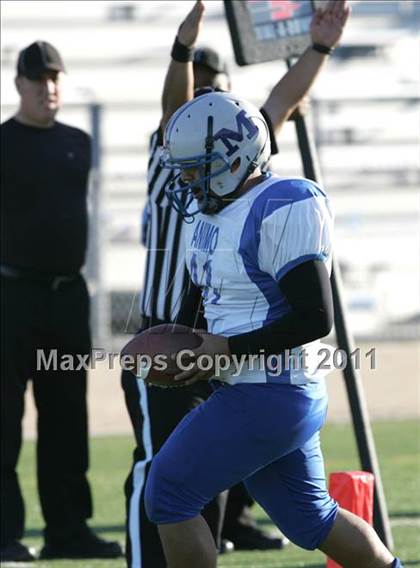 Thumbnail 2 in Community Harvest vs. Animo Robinson (LACS 8 Man Final) photogallery.